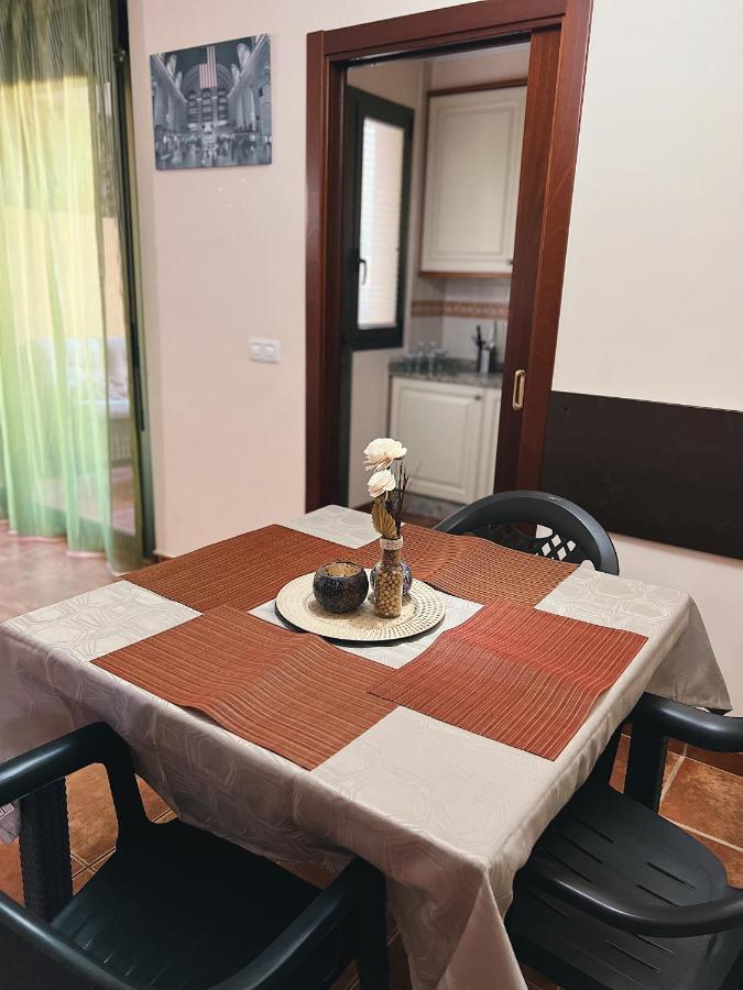 Bungalow With 2 Bedrooms, Playa La Tejita Эль-Медано Экстерьер фото