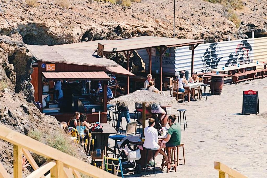 Bungalow With 2 Bedrooms, Playa La Tejita Эль-Медано Экстерьер фото